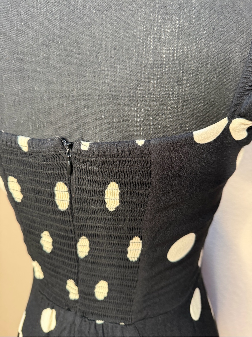 REFORMATION Black Polka Dot Puff-Sleeve Midi Dress SZ. 4 - Picture 5 of 10